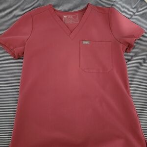 Figs Rose Quartz V-Neck Scrub Top